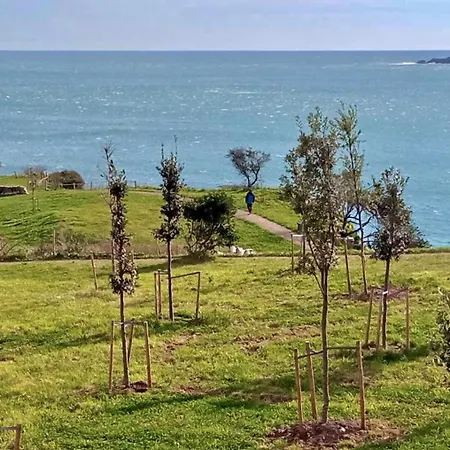 Tonpoi Etxea , Con Vistas Al Mar